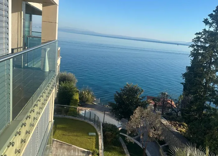 Queen Of * オパティヤ